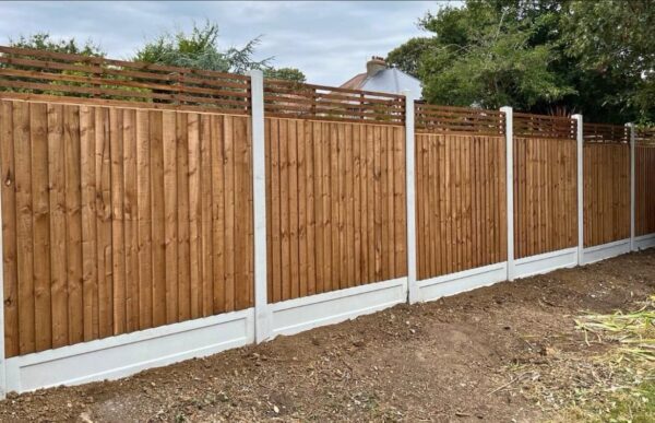 Charfleets Fencing